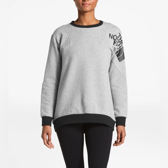 The North Face women’s train n logo pullover sweatshirt size small - Picture 1 of 6